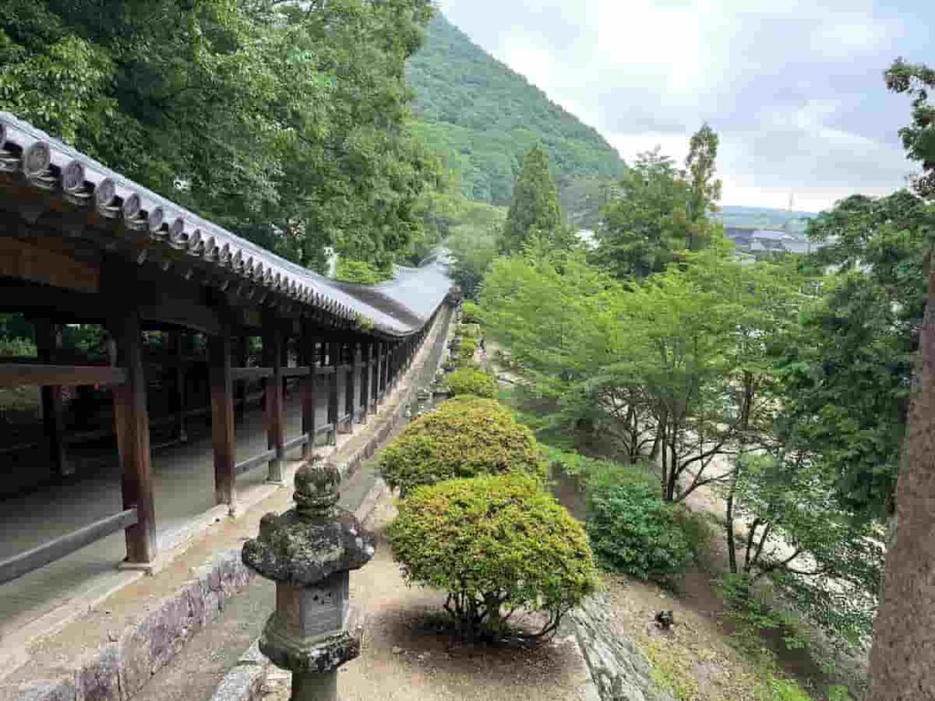 吉備津神社の回廊の写真